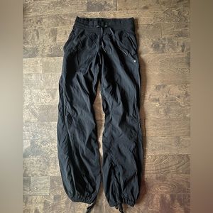 Lululemon dance studio pant size 4